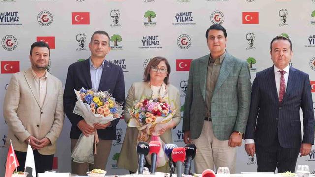 Gaziantep Basketbol Takımı Şehitkamil Belediyesi'nin Yönetimine Geçti