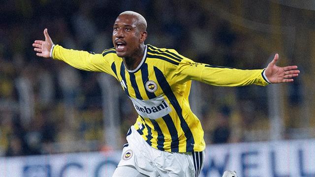 Fenerbahçe Anderson Talisca ile Yollarını Resmen Ayırdı