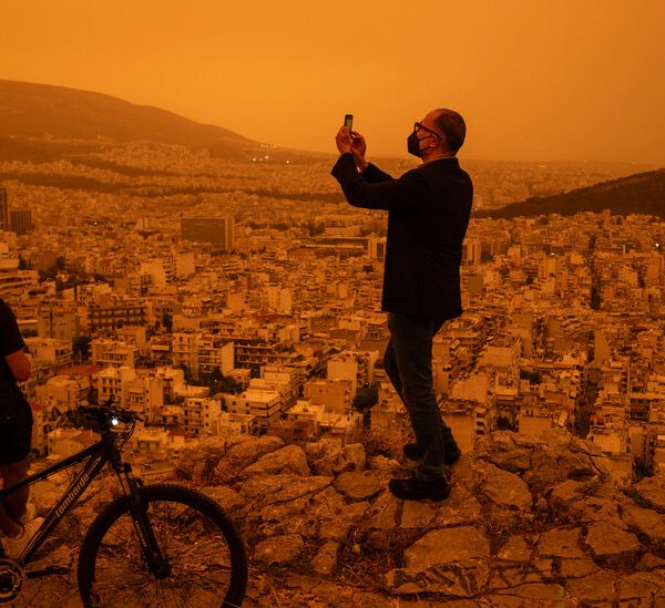 Athens turns orange under a cloud of Saharan dust
