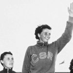 Olga Fikotova Connolly, Olympian in Cold War romance, dies at 91