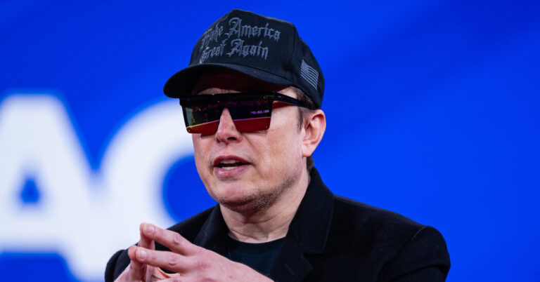 Tesla shoots a manager who criticized Elon Musk on social media