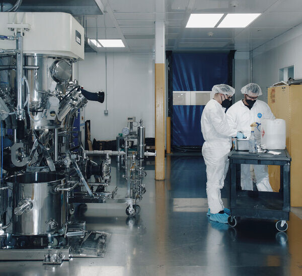 A Decade-Long Search for a Battery That Can End the Gasoline Era