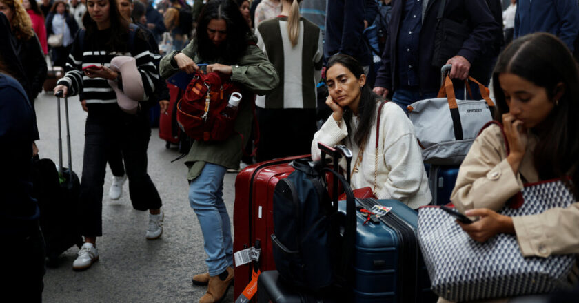 The theft of cables in Spain interrupts train travel for thousands, say officials