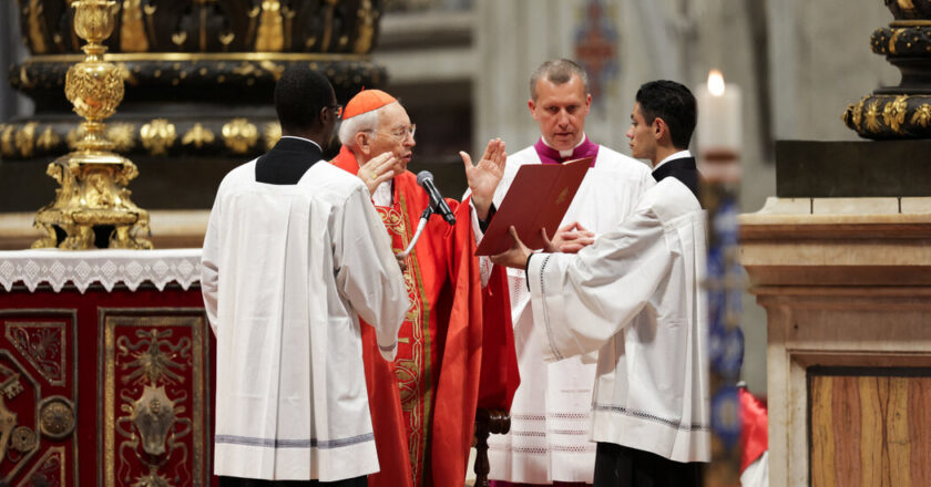 Live Updates: Conclave to Elect New Pope Is Set to Begin