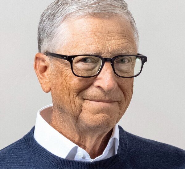 Bill Gates explains his plans to close the Gates Foundation in 2045