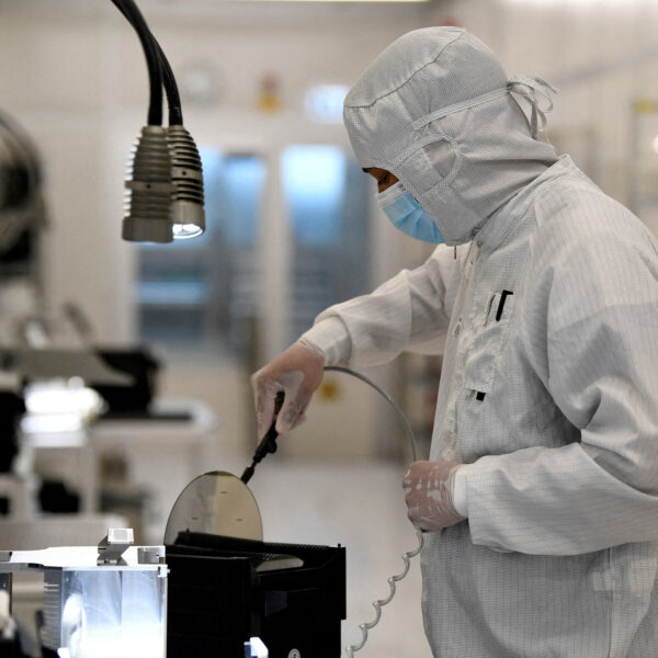 Former CEO Claims Chip Firm Conspired to Transfer Technology to China