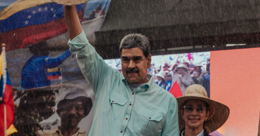 U.S. Imposes Fresh Sanctions on Maduro’s Family and Oil Industry