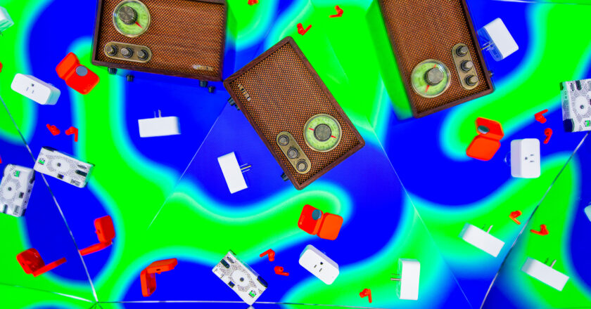 Top 10 Holiday Gifts Under $100 According to The Verge