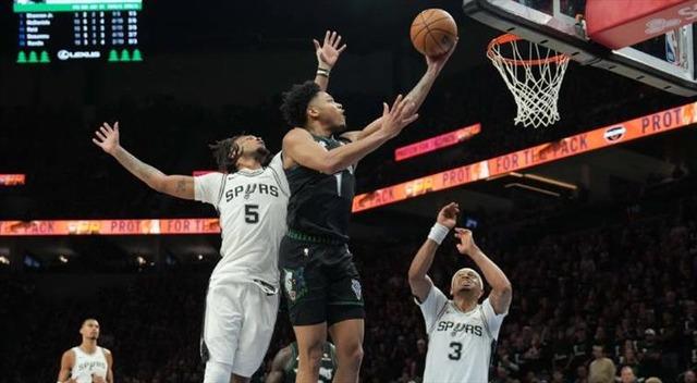 NBA’de Timberwolves’u yenen Spurs, seride 3-2 öne geçti
