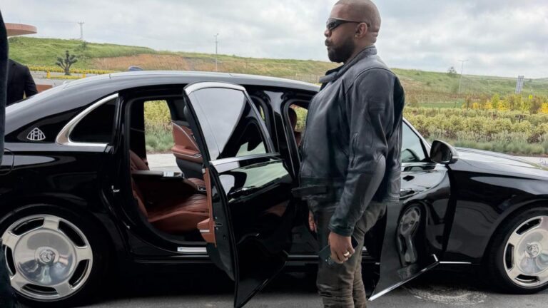 Kanye West konser için İstanbul’a geldi
